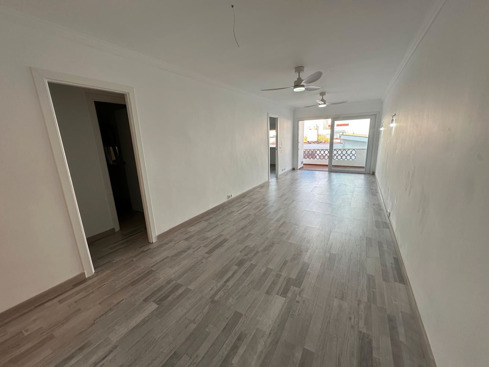 Dormitori de Apartament en venda en Es Castell amb Terrassa