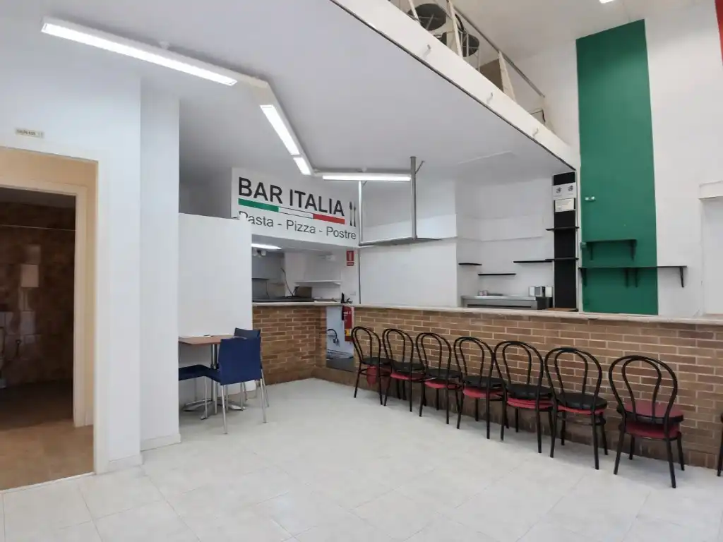 Commercial properties for sale in Calle Salvador Segui, L'Espirall
