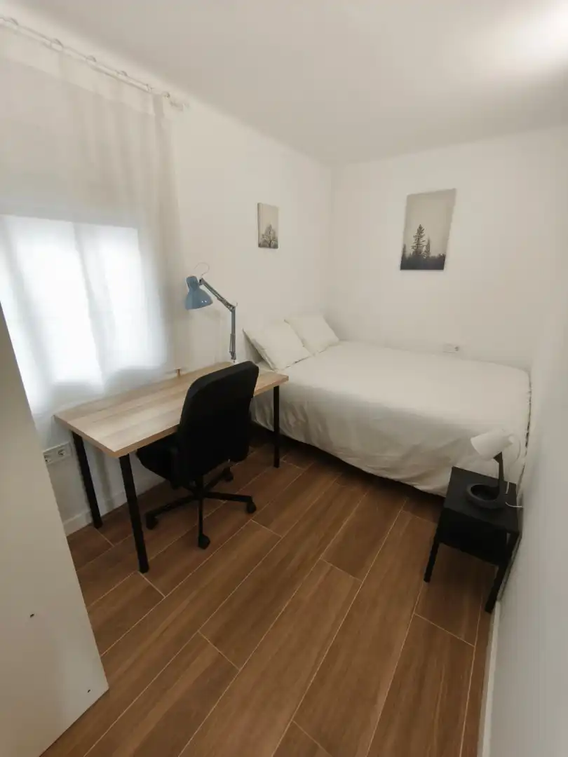 Bedroom of Attic for rent in Terrassa  with Furnished, Oven and Washing machine
