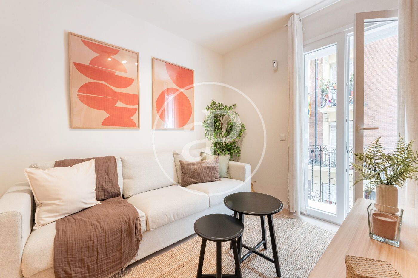 Exterior view of Flat to rent in  Madrid Capital  with Air Conditioner, Heating and Furnished