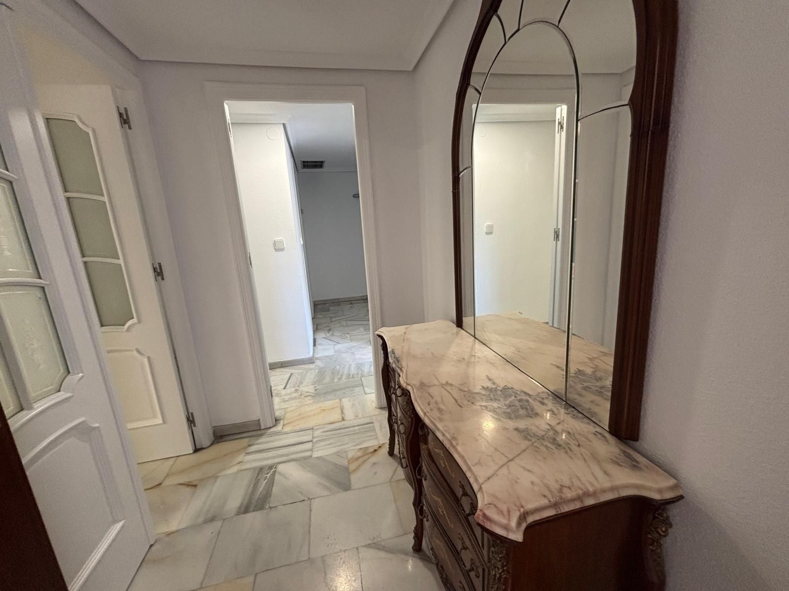 Flat to rent in  Córdoba Capital  with Air Conditioner, Heating and Balcony