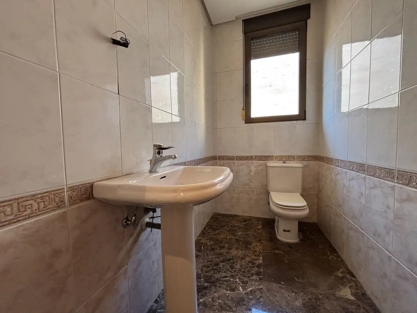 Bathroom of Houses for sale in Castellón de la Plana / Castelló de la Plana  with Heating, Terrace and Storage room