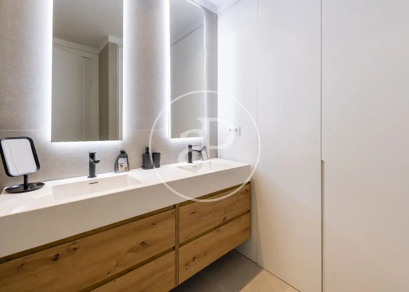 Wohnung zur Miete in C. de Padilla, Lista