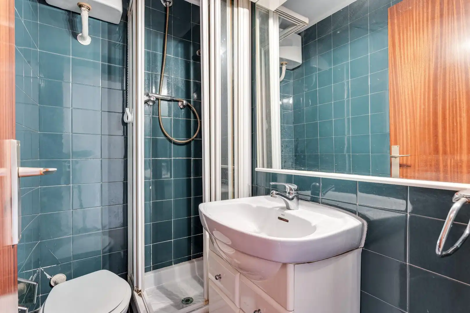 Baño de Piso en venta en Barcelona con Alarma