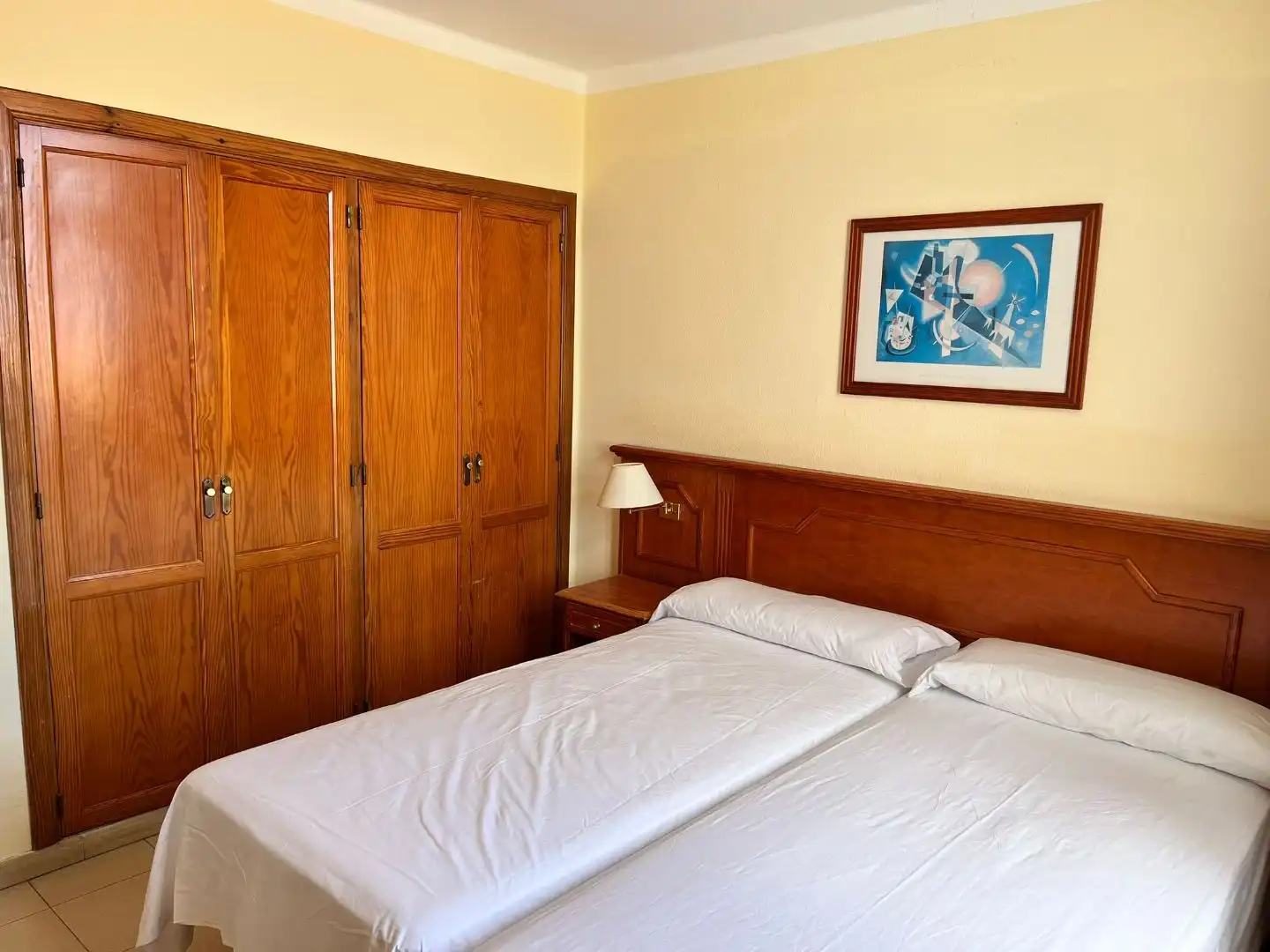 Dormitori de Apartament en venda en Adeje amb Terrassa, Moblat i Balcó