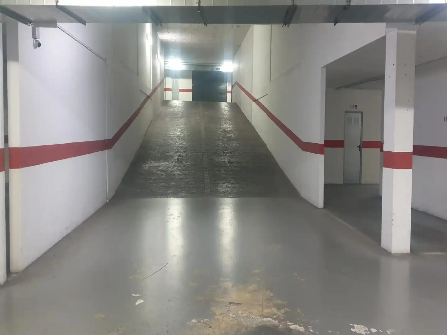 Garage for sale in Sax