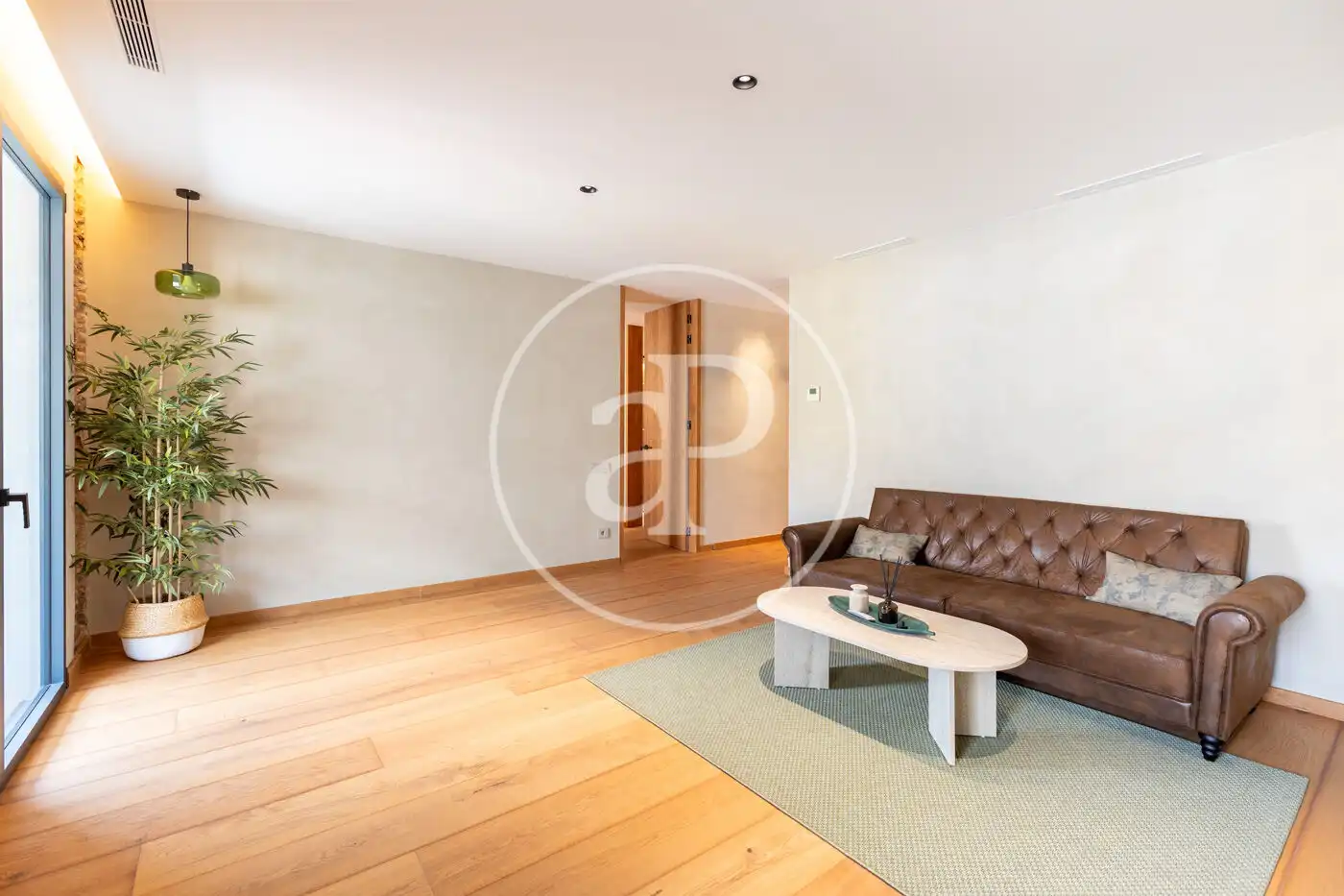 Piso con terraza en venta en Ronda de la Univ., imagen 26