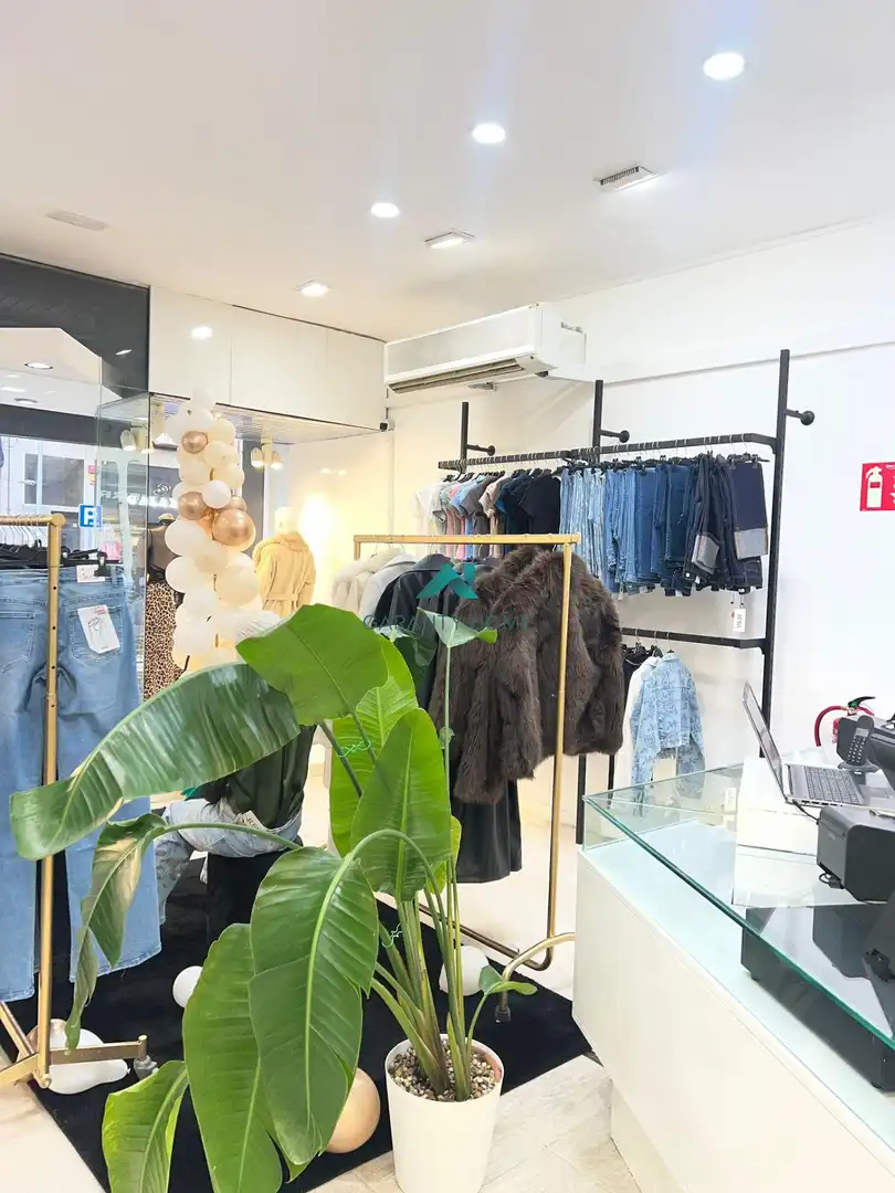 Local comercial en alquiler en Riu Sud, imagen 7