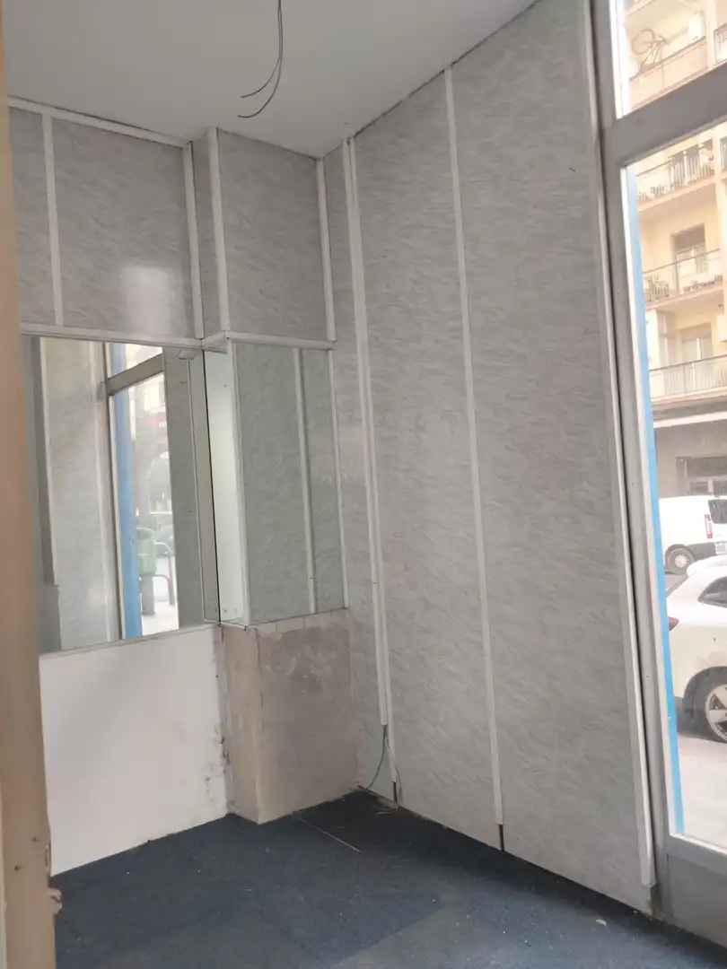 Badezimmer von Geschaftsraum zur Miete in  Logroño