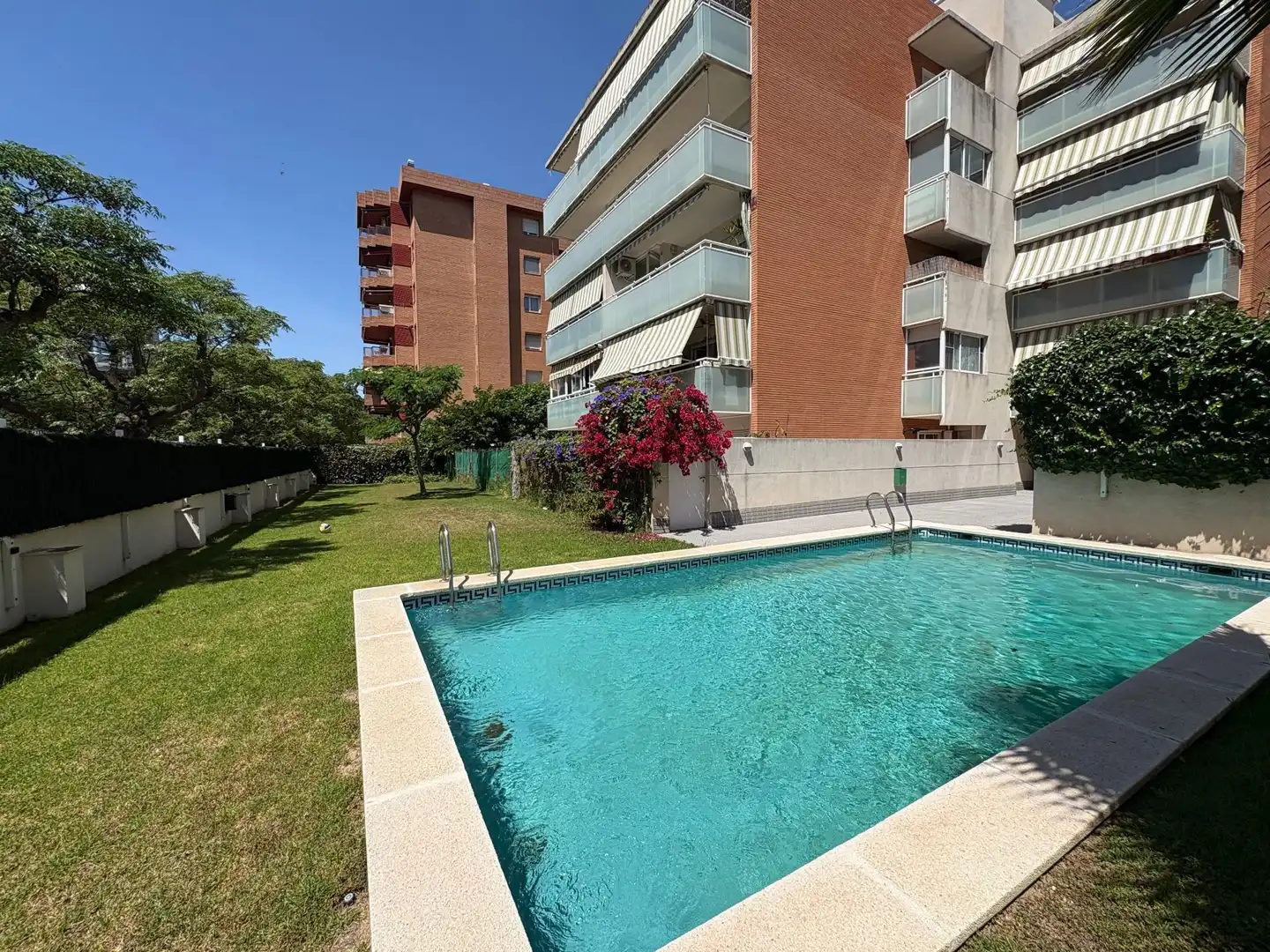 Swimming pool of Attic for sale in Salou  with Air Conditioner, Heating and Terrace