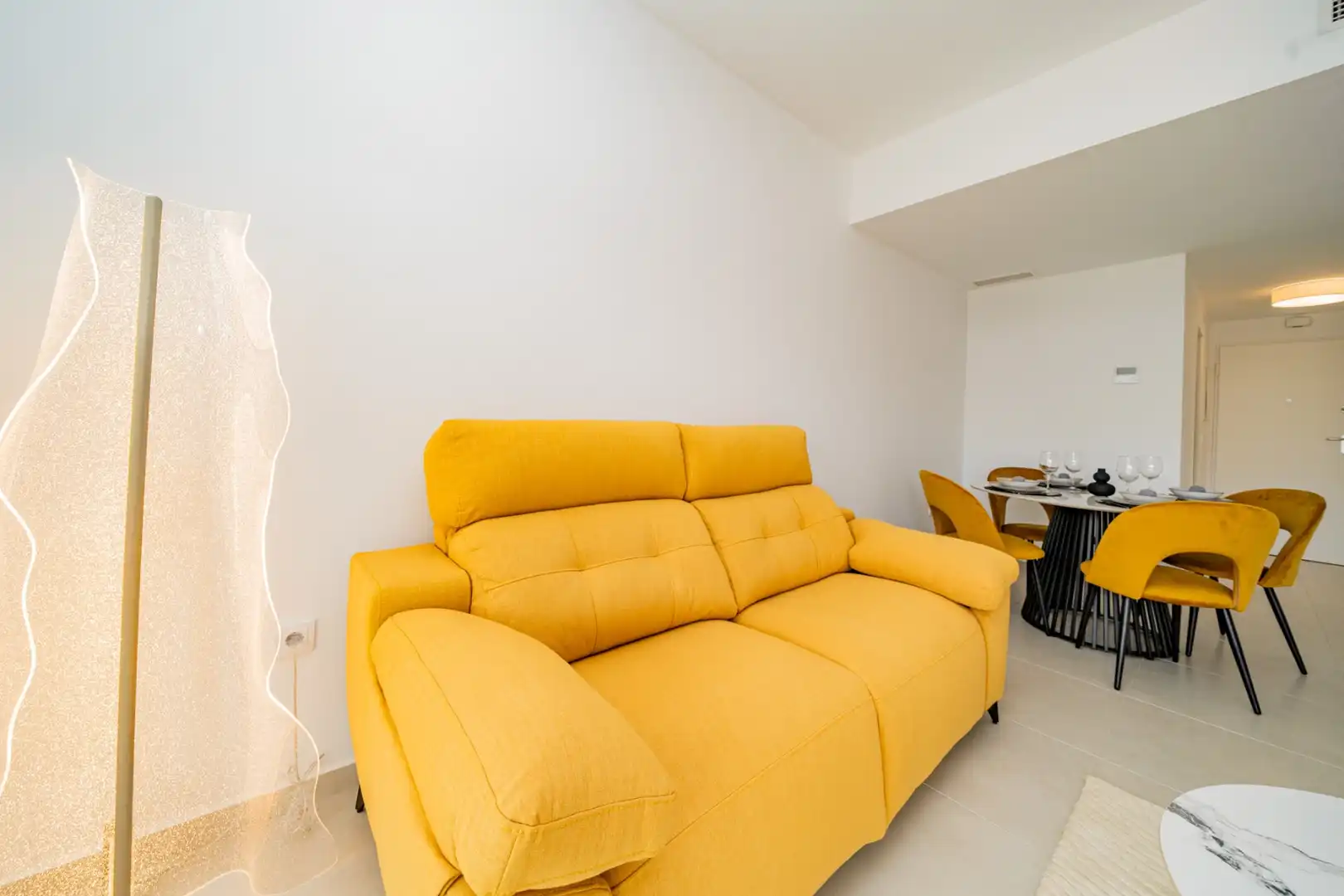 Casa amb terrassa en venda a San Miguel de Salinas, imagen 4