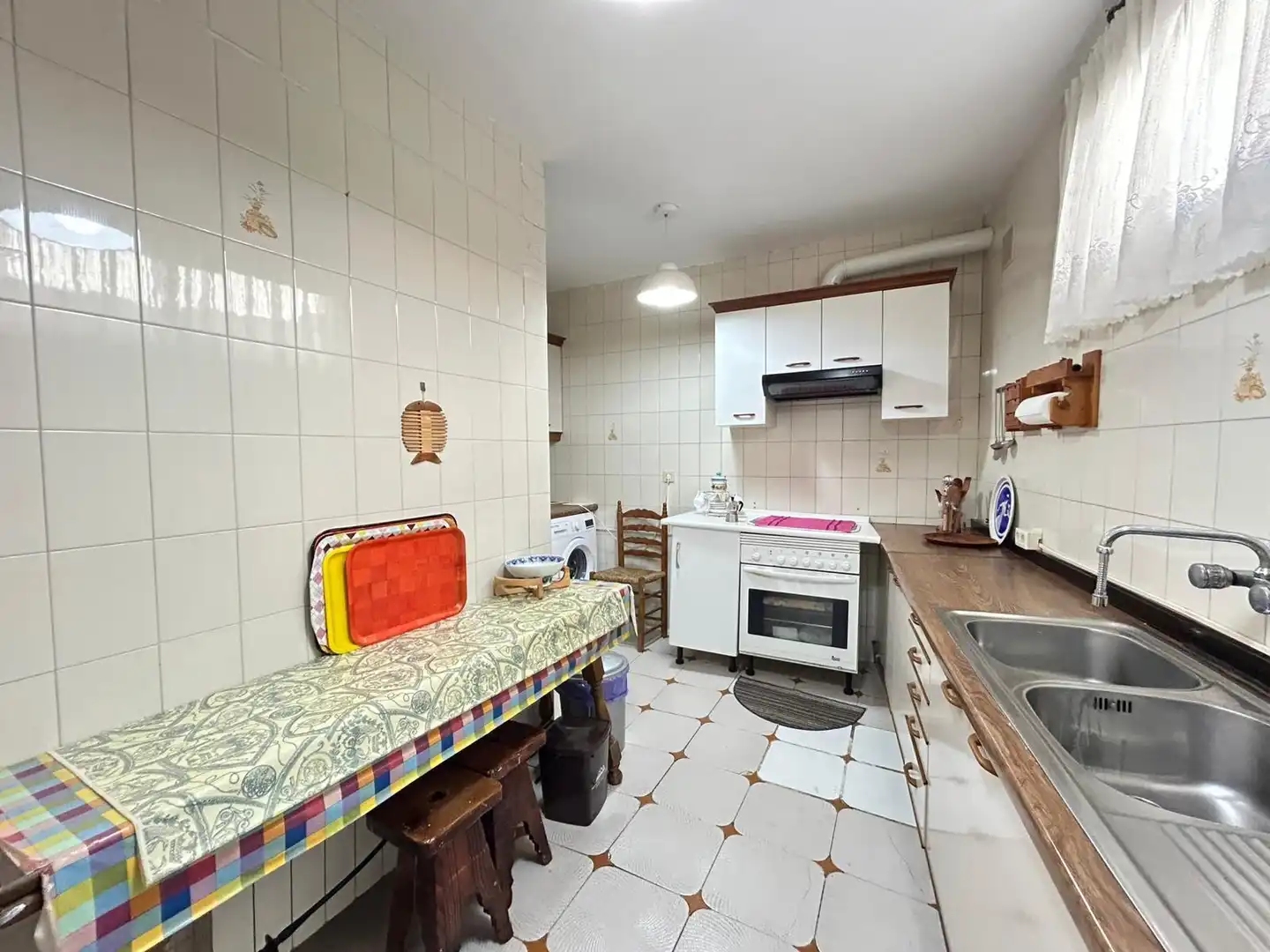 Cuina de Finca rústica en venda en Corpa amb Calefacció, Terrassa i Traster