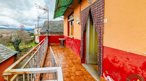 Casa con dos viviendas independientes  Ideal para inversión o reforma compartida!