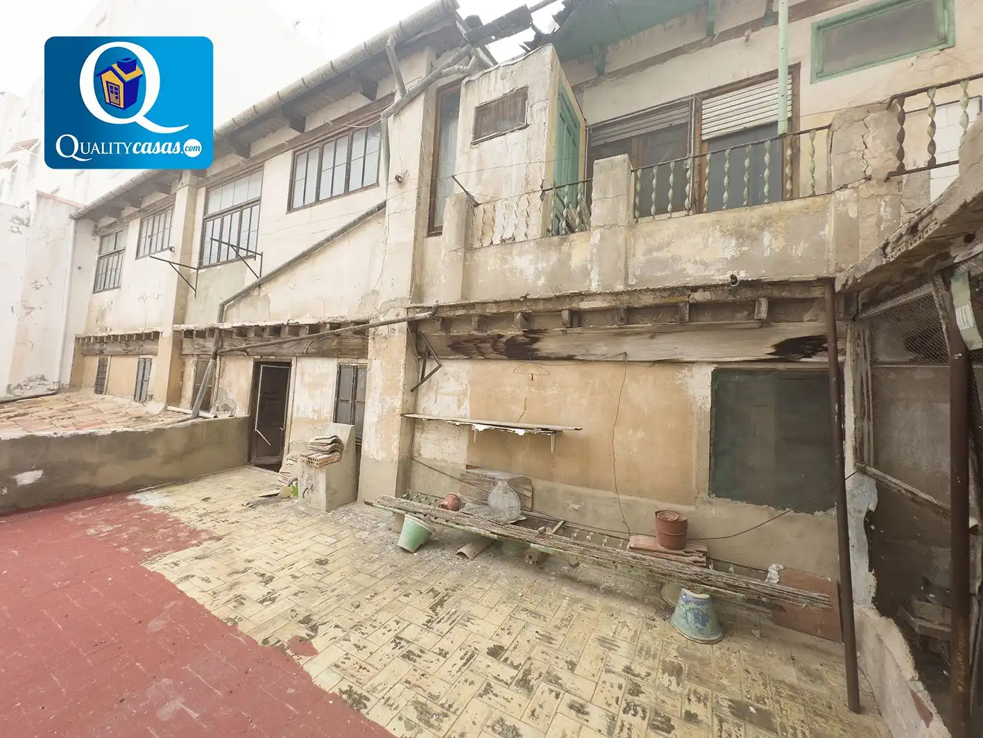 Vista exterior de Edificio en venta en Jijona / Xixona