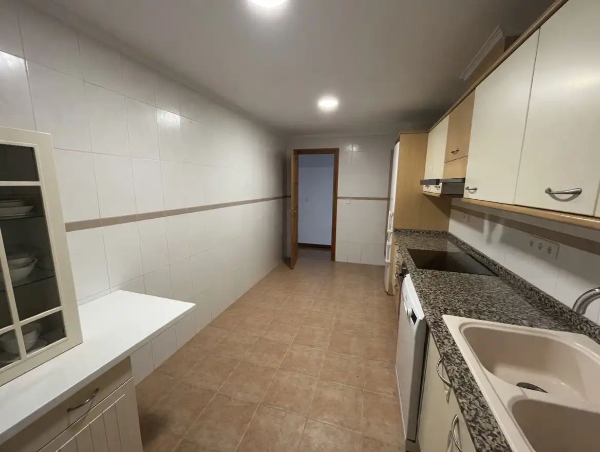 Cocina de Piso en venta en Torrent con Aire acondicionado