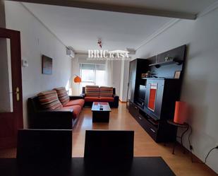 Living room of Duplex to rent in Cáceres Capital  with Air Conditioner and Terrace