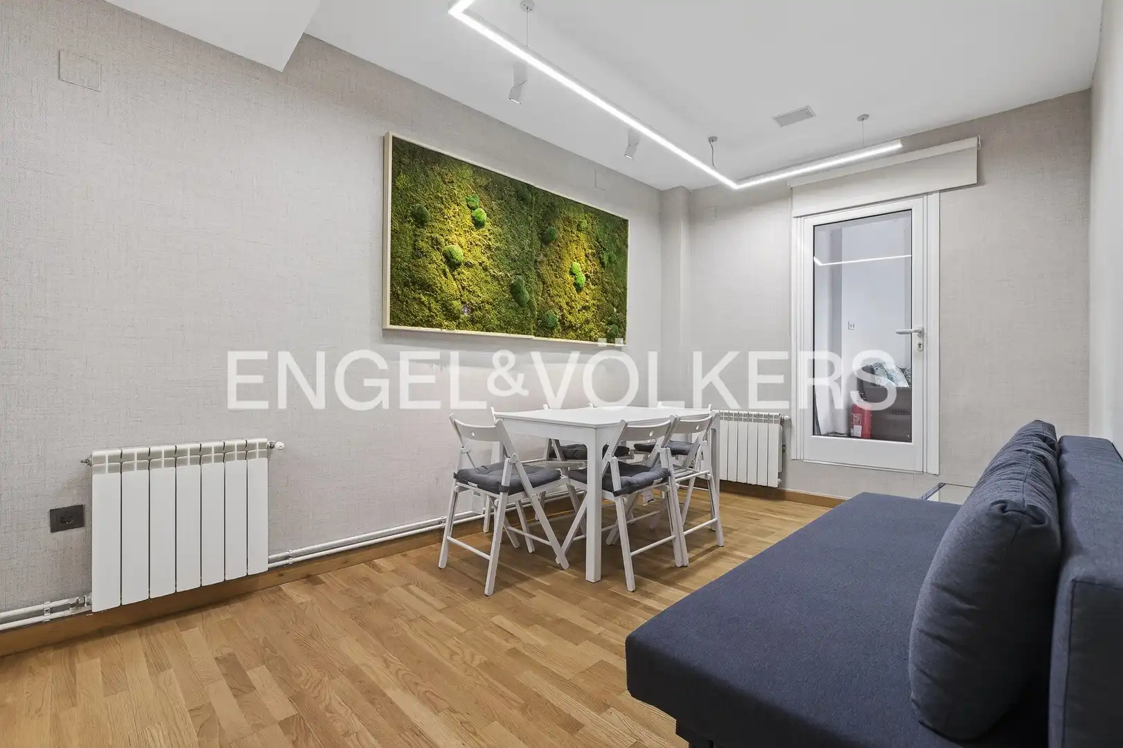 Dining room of Houses for sale in Sevilla  with Air Conditioner, Heating and Parquet flooring