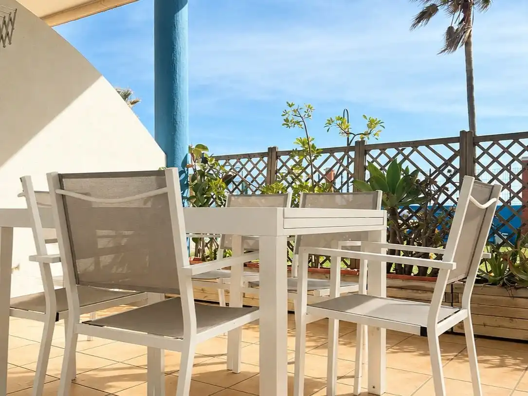 Apartamento con piscina en venta en Pintor Guillermo Perez Villalta 72, imagen 4
