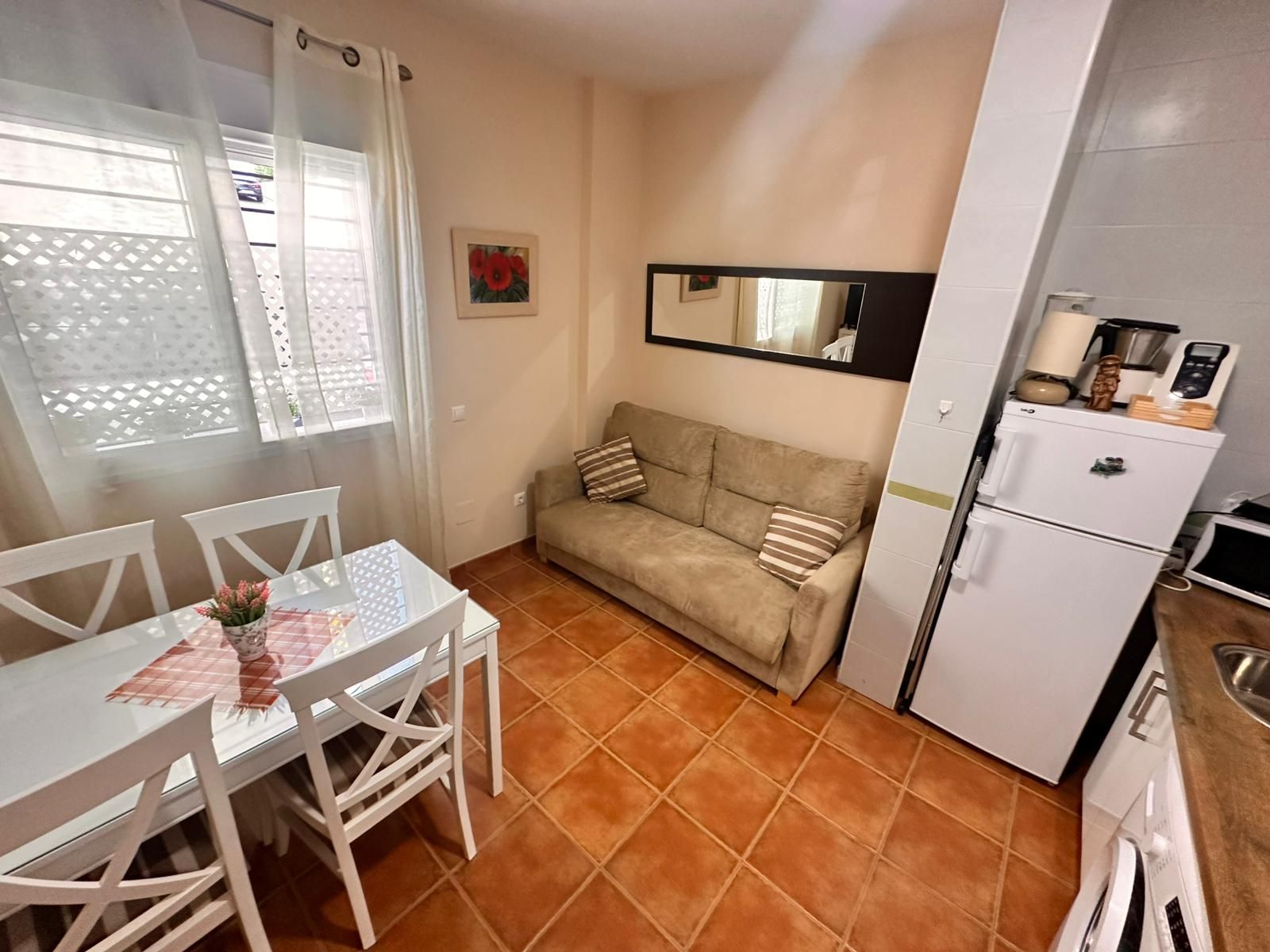 Sala de estar de Apartamento en venta en Torrox con Amueblado