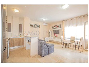Appartamento con ascensore in affitto a Calle Pau Casals 7