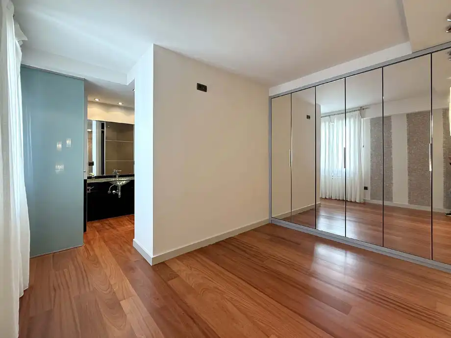 Habitación de Piso en venta en Vitoria - Gasteiz con Calefacción, Terraza y Trastero