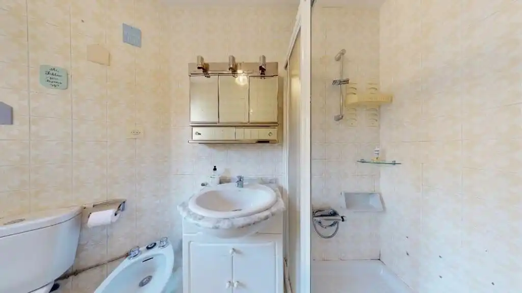 Baño de Planta baja en venta en Hortaleza