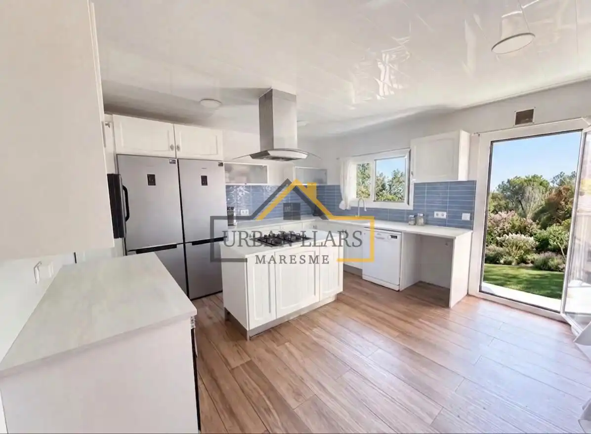 Casa con terraza en venta en Centre - Nucli Antic, imagen 9