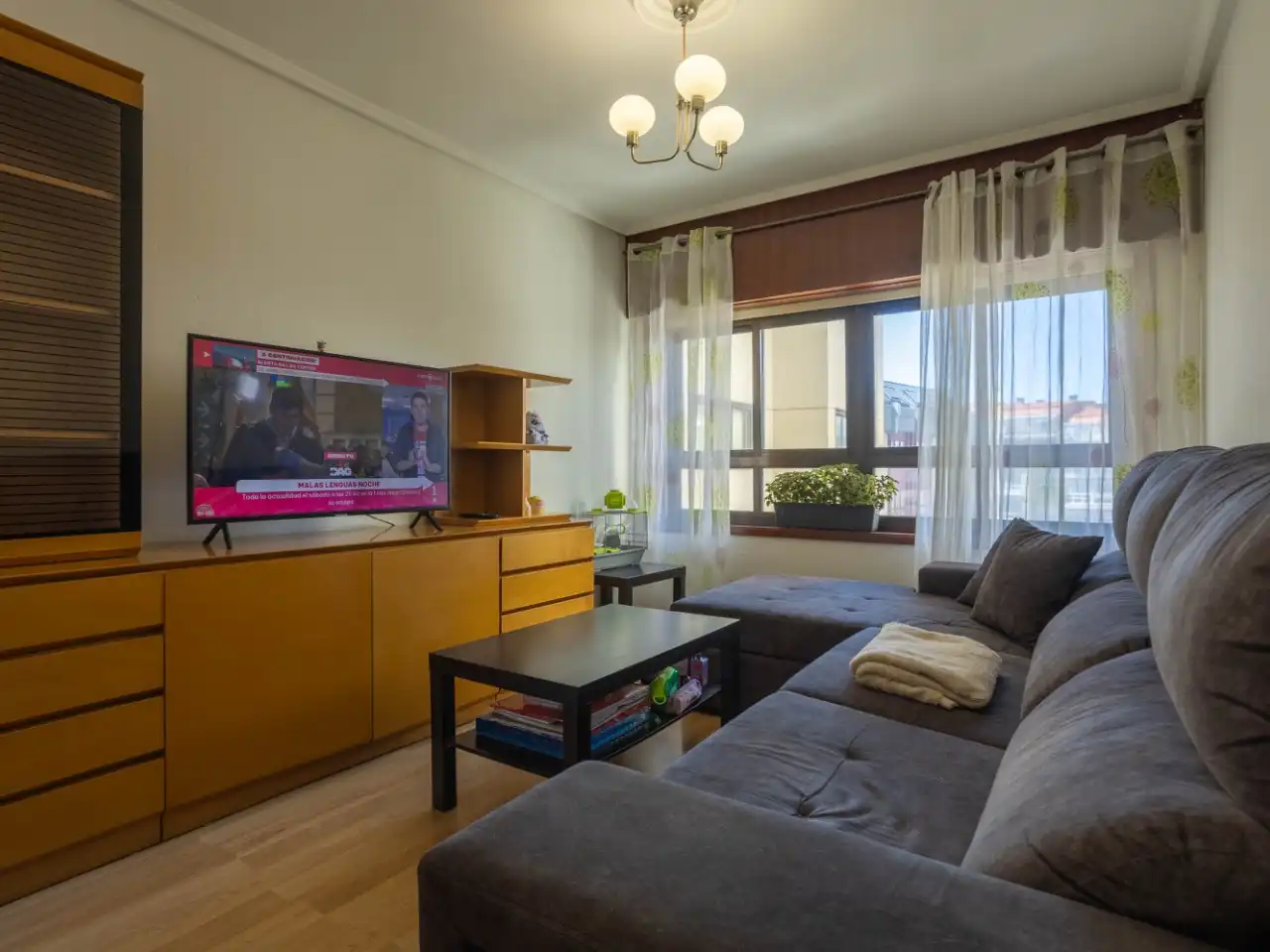 Sala d'estar de Pis en venda en A Coruña Capital 