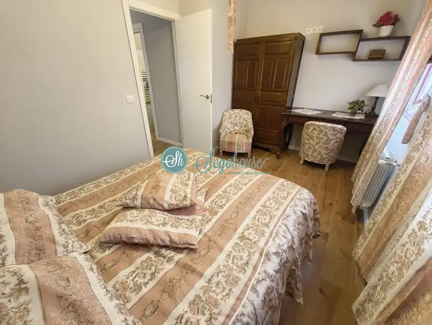 Habitación de Casa o chalet de alquiler en Segovia con Calefacción y Amueblado