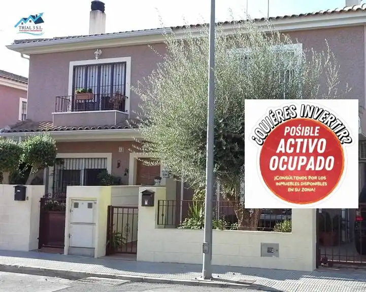 House for sale in Calle del Príncipe de Asturias