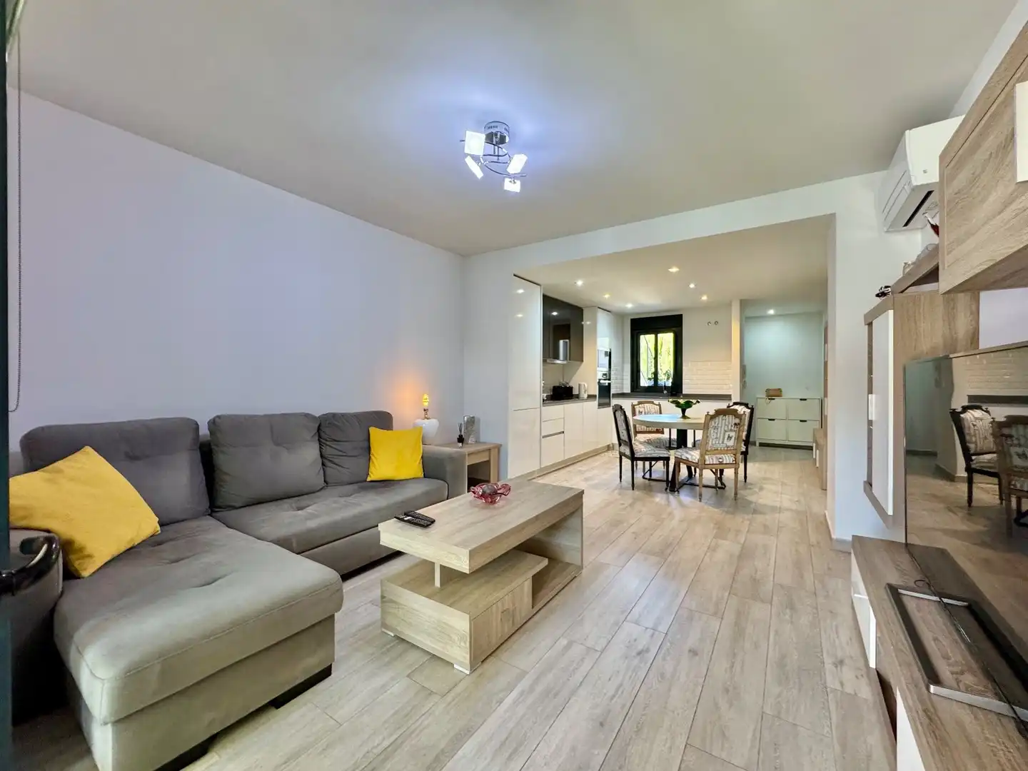 Apartamento con piscina en venta en N/A, imagen 23