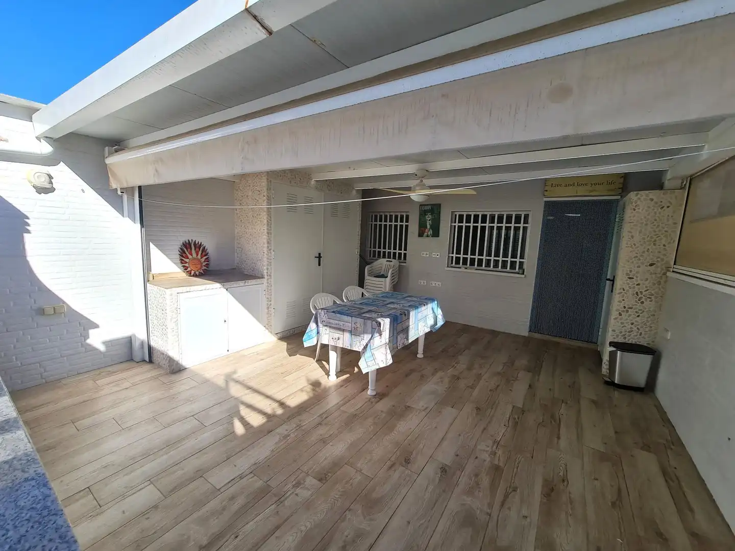 Casa o chalet de alquiler en Santa Pola con Aire acondicionado, Jardín privado y Trastero