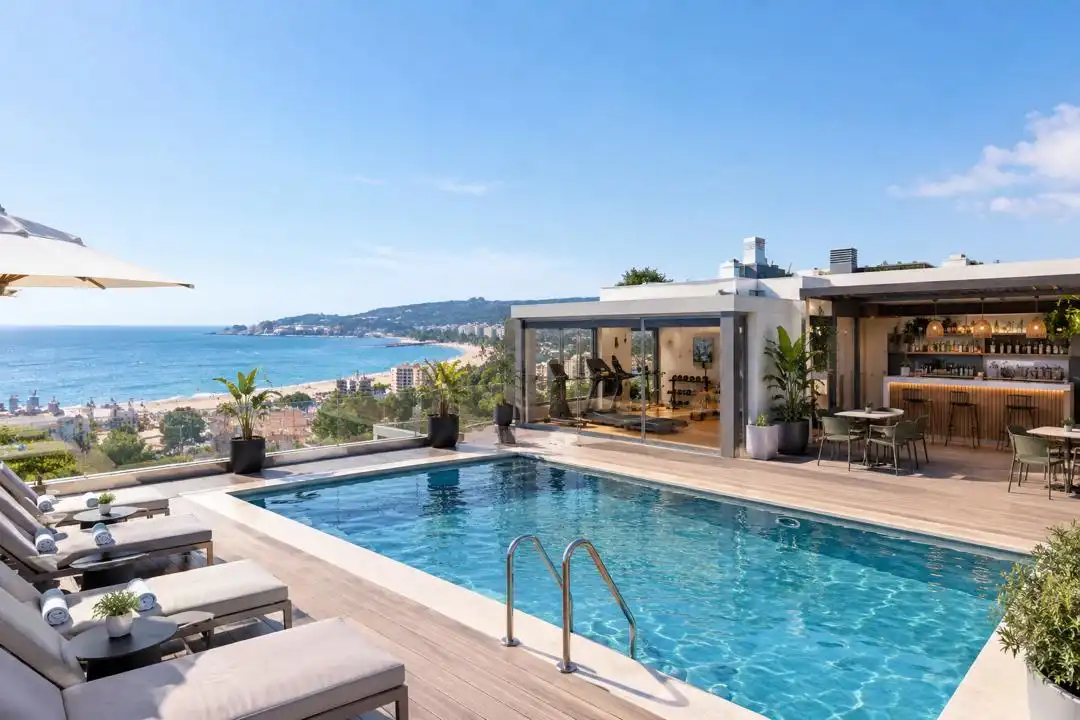 Hôtel avec piscine à vendre à Passeig Marítim 100, imagen 3