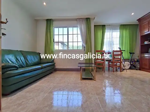 Habitatge amb terrassa en venda a Verín, imagen 2