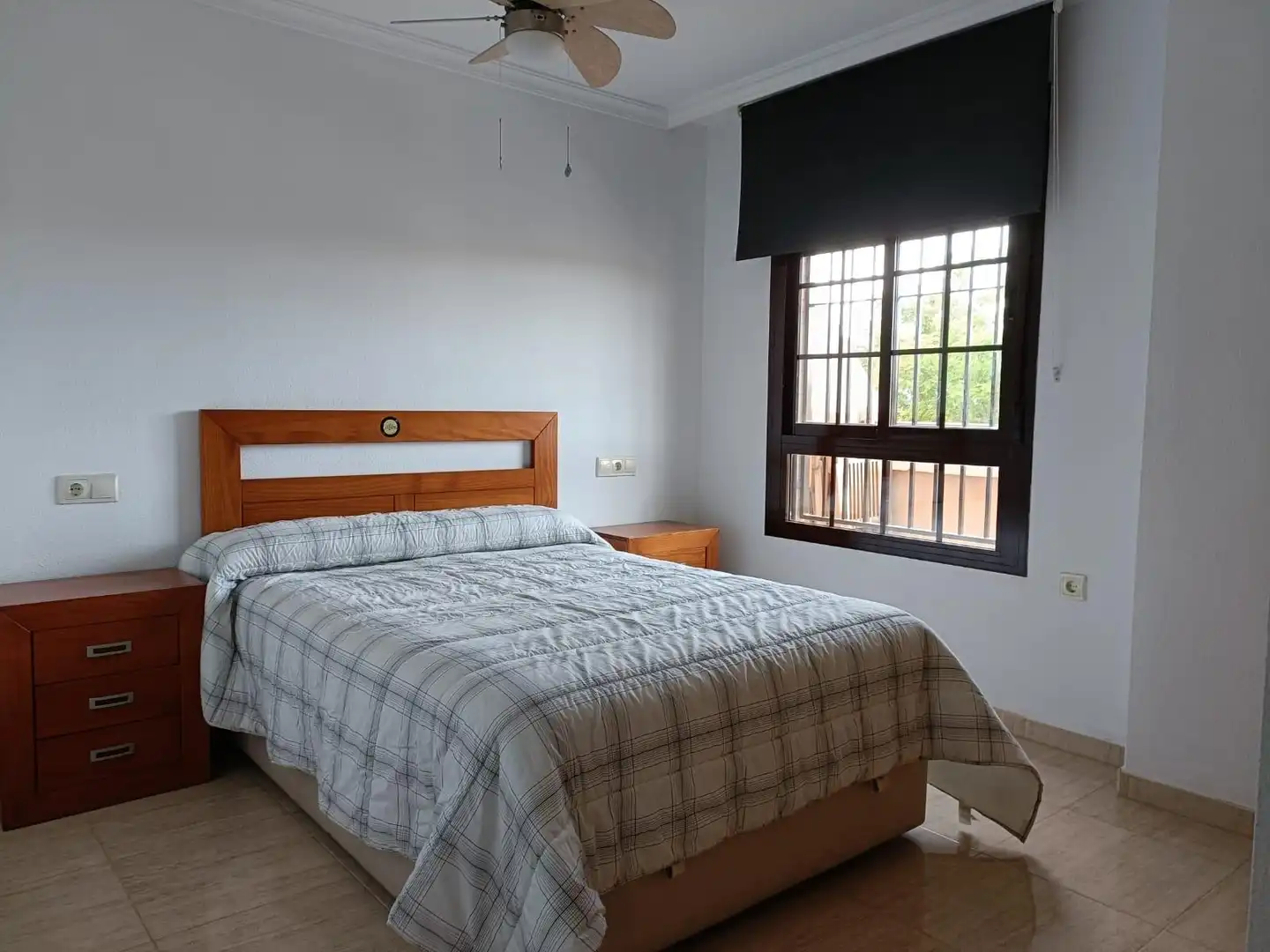 Bedroom of Flat for rent in Roquetas de Mar  with Terrace, Furnished and Community pool