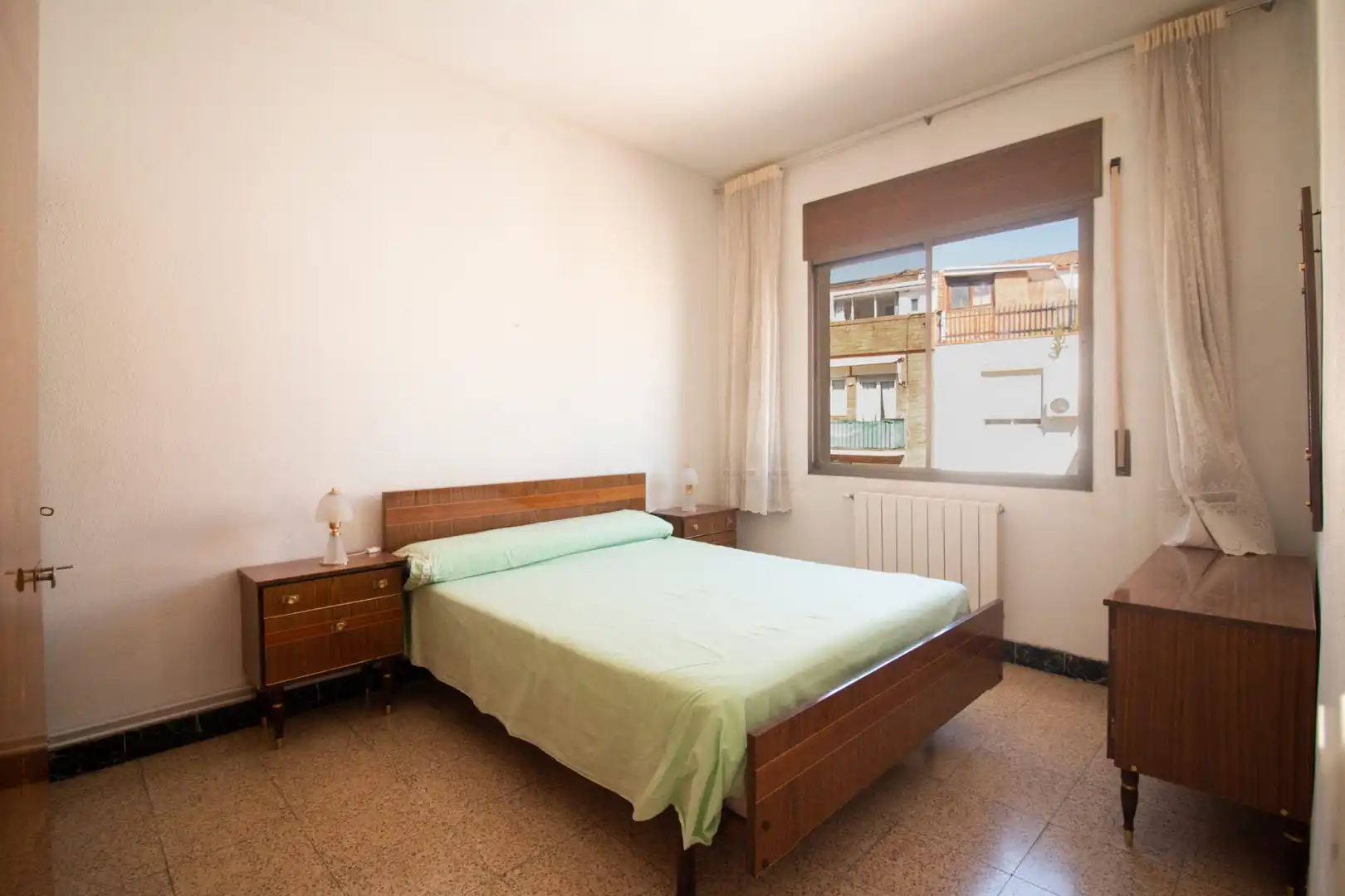 Habitación de Piso en venta en Barcelona con Aire acondicionado, Calefacción y Balcón