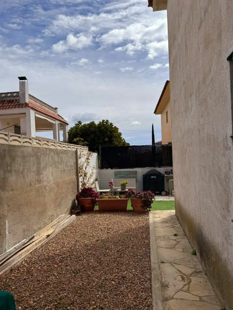 Jardín de Casa o chalet en venta en Torredembarra con Aire acondicionado, Calefacción y Jardín privado