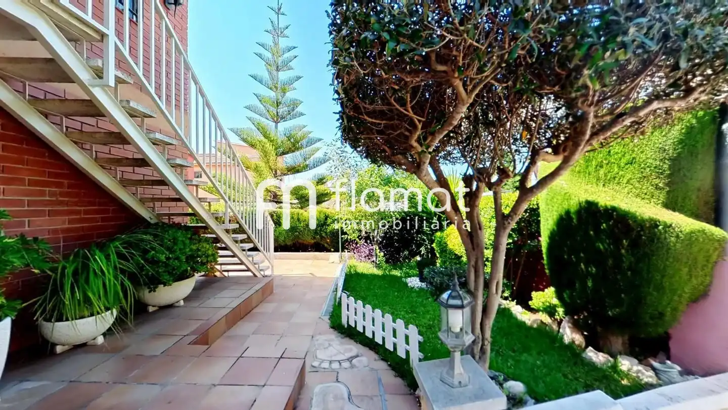 Jardí de Casa o xalet en venda en El Catllar 