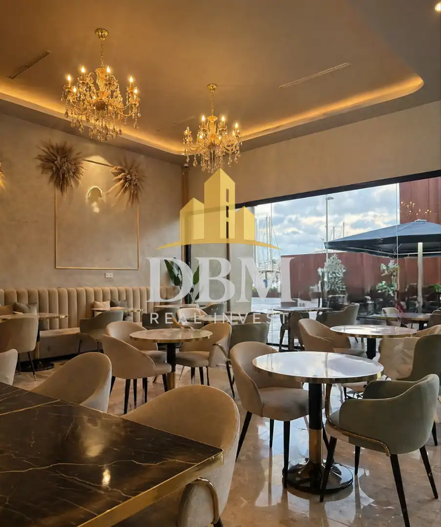 Local comercial en traspaso en Port Forum, imagen 2