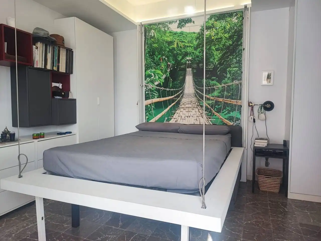 Dormitori de Apartament en venda en Cádiz amb Aire condicionat i Moblat