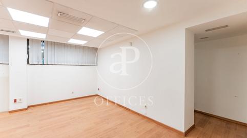 Foto 2 de Oficina de lloguer a C. de Ramírez de Arellano, San Juan Bautista, Madrid