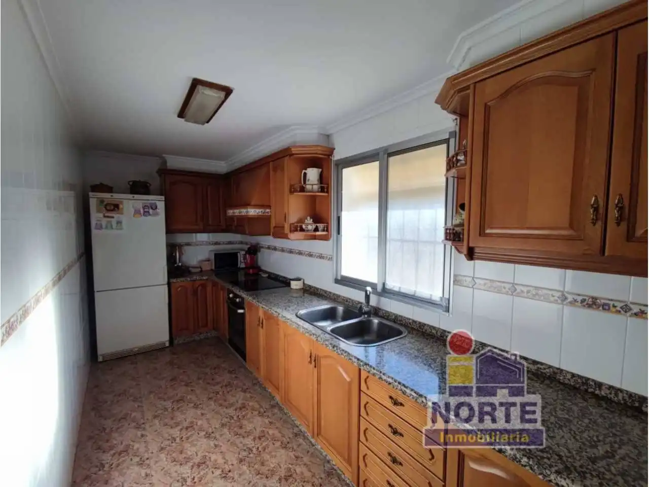 Cuina de Finca rústica en venda en Balones amb Aire condicionat, Jardí privat i Terrassa