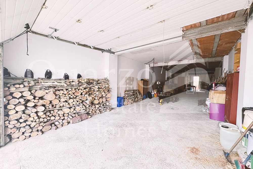 Casa adosada en venda en Antella