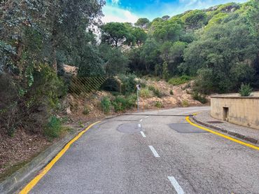 Terreny residencial en venda a Carrer de les Alzines 30