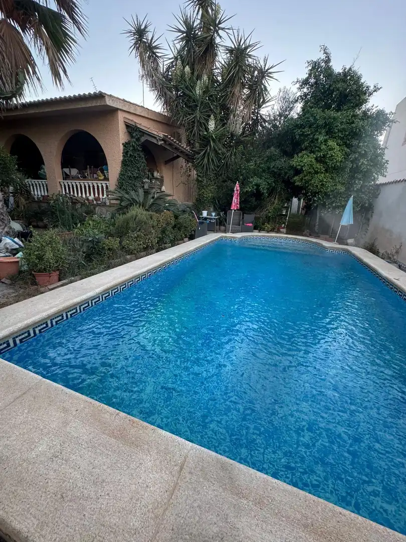 Villa avec piscine à vendre à Playa de los Locos, imagen 3