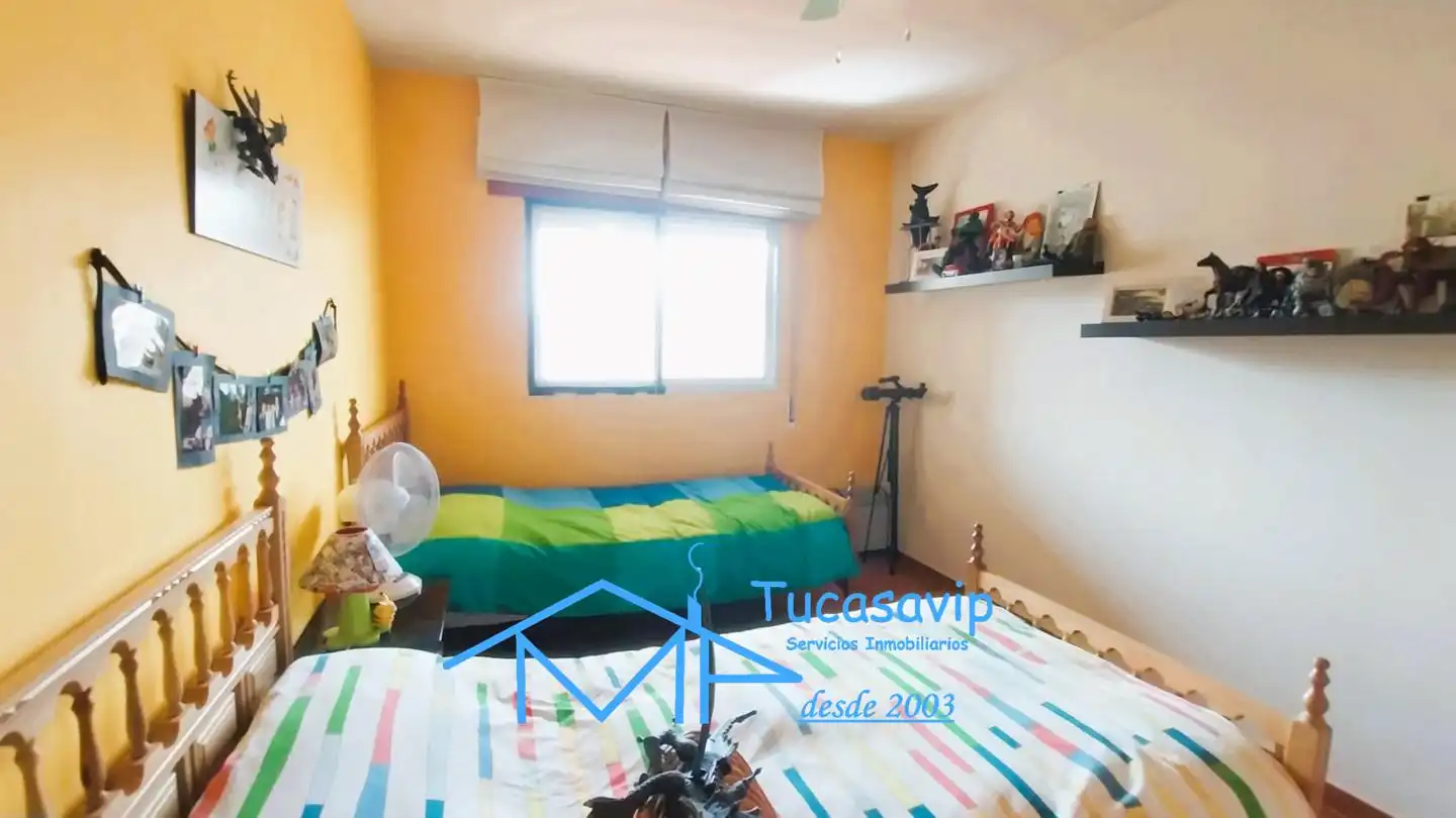 Habitación de Piso en venta en La Adrada  con Calefacción, Jardín privado y Terraza