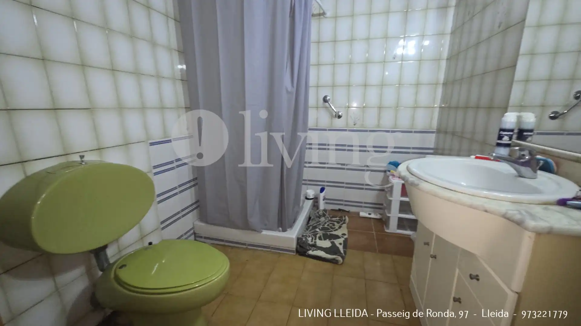Baño de Casa adosada en venta en Albatàrrec con Calefacción, Terraza y Trastero