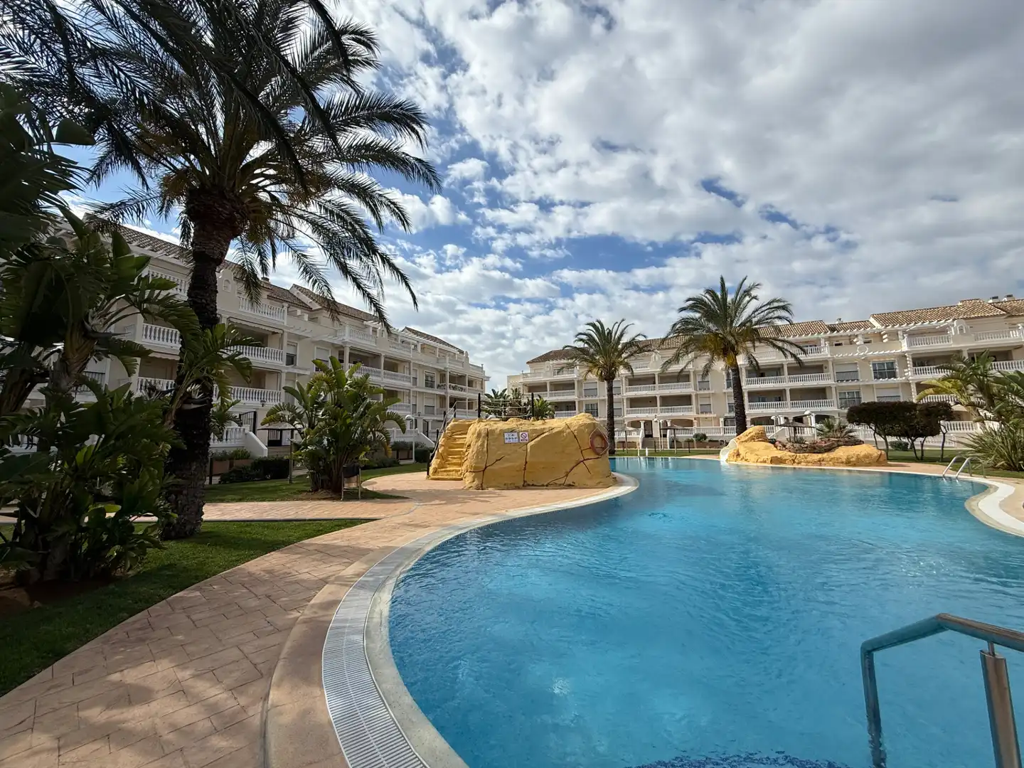 Piscina de Apartamento en venta en Dénia con Aire acondicionado, Calefacción y Terraza
