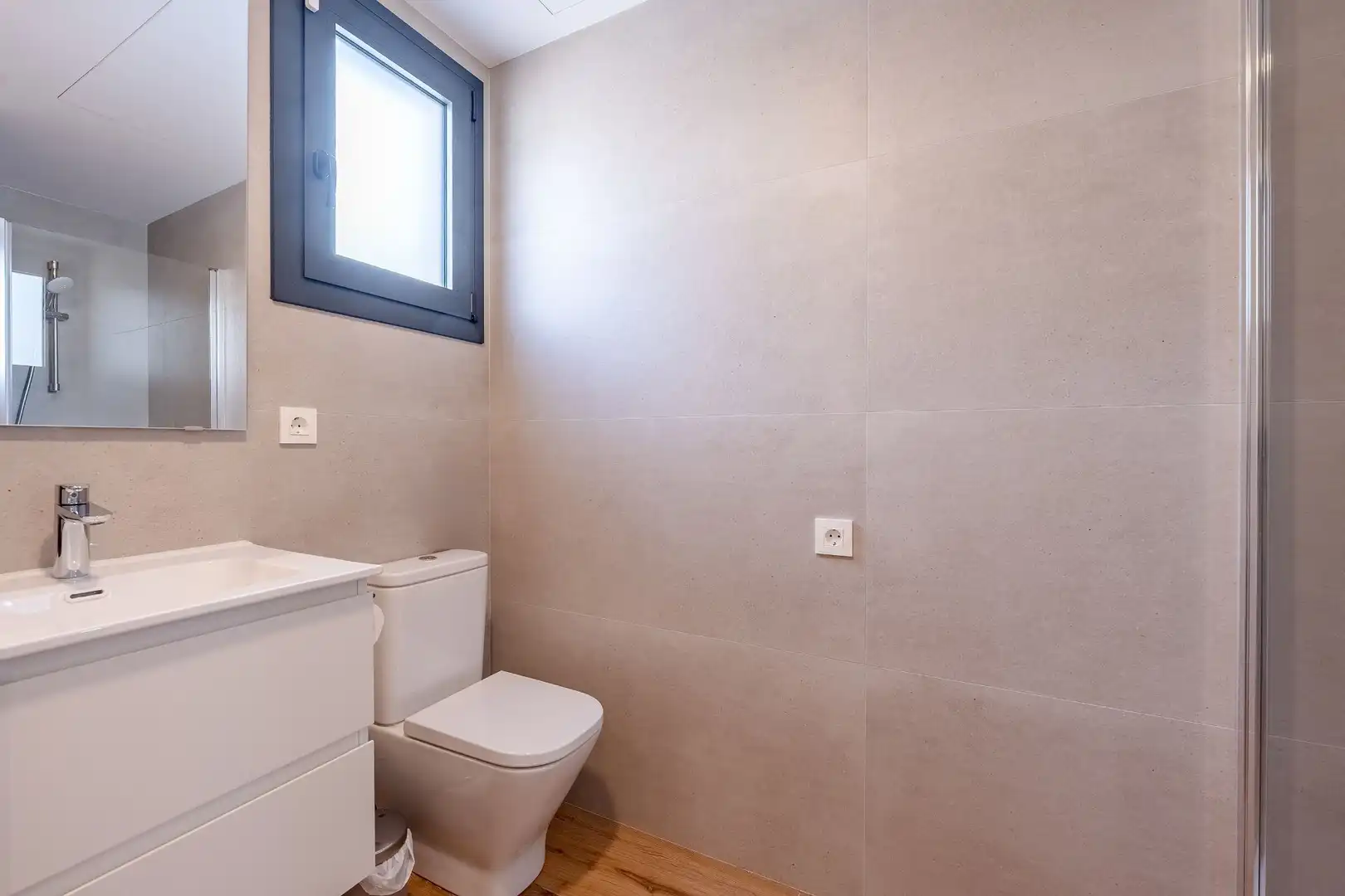 Casa a schiera con piscina in vendita a Salvador Robert Raventos 2, imagen 41