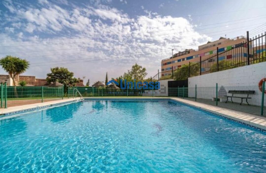 Piscina de Casa adosada en venda en Málaga Capital amb Aire condicionat, Terrassa i Piscina comunitària